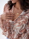 Шифонова блуза абстрактного забарвлення з баскою | 6807567 | фото 4