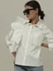 Біла блузка з рюшами та декором з намистин | 6808122 | фото 2