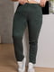 Замшеві темно-зелені штани-легінси | 6809834 | фото 3