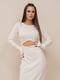 Молочна фактурна сукня з вирізом | 6810578 | фото 4