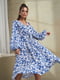Біло-блакитна сукня з декольте на запах | 6810859 | фото 2