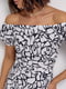Біло-чорна принтована ретро сукня з розрізом | 6811090 | фото 4