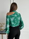 Нарядна вільна блуза з квіткового зеленого софту | 6811139 | фото 3