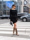 Чорна сукня-міні силуетного крою з рукавом-кльош | 6811330 | фото 4