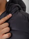 Черная куртка из стеганного материала на молнии | 6812550 | фото 7