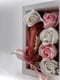 Подарунковий набір: свічка ручної роботи та мильні троянди | 6703517 | фото 4