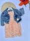 Сукня персикового кольору із джинсовим жакетом | 6817229 | фото 2