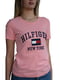 Хлопковая розовая футболка с фирменной вышивкой | 6817510 | фото 2