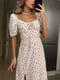 Біла сукня в квітковий принт з відкритими плечима та розрізом | 6820537 | фото 2