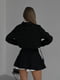 Чорний вельветовий костюм: укорочений жакет та вільна міні-спідниця | 6821151 | фото 6