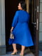 Синя А-силуетна сукня-міді “на запах” | 6821315 | фото 4