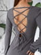 Сіра сукня з відкритою спиною на шнурівці | 6821442 | фото 7