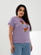 Базова футболка лавандового кольору з принтом | 6821474 | фото 3