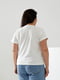 Базова футболка молочного кольору з принтом | 6821475 | фото 4