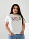 Базова футболка молочного кольору з принтом Love | 6821490 | фото 3