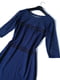 Коктейльна темно-синя сукня-футляр з гіпюром | 6826690 | фото 3