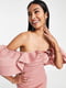 Рожева сукня-футляр з відкритими плечима та оборками | 6724957 | фото 3
