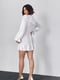 Біла сатинова сукня з воланами | 6829082 | фото 2