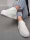 Кросівки білого кольору на шнурівці | 6828248 | фото 2