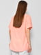 Блуза напівбатальна з коротким рукавом персикового кольору | 6828468 | фото 3