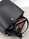 Шкіряна чорна сумка-шопер з китицею і червоною підкладкою | 6829149 | фото 2