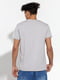 Світло-сіра бавовняна футболка з принтом | 6831485 | фото 4