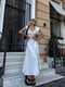 Муслінова біла сукня-міді із зав’язкою на ліфі | 6833679 | фото 3