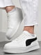 Кросівки біло-чорного кольору на шнурівці | 6835386 | фото 2