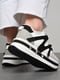 Кросівки біло-чорного кольору на шнурівці | 6835393 | фото 3