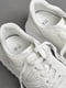 Кросівки шкіряні білого кольору на шнурівці  | 6835399 | фото 4