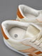 Кросівки бежевого кольору на шнурівці  | 6835694 | фото 5