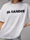 Трикотажна біла футболка з написом Jil Sander | 6838592 | фото 4