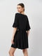 Свободное черное платье с оборками на рукавах | 6840491 | фото 3