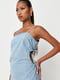 Джинсова блакитна сукня з вирізами з боків | 6840600 | фото 3