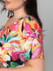 Разноцветное платье А-силуэта в цветочный принт с коротким рукавом | 6845356 | фото 6