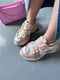Кросівки з еко-шкіри біло-пудрові | 6845547 | фото 2