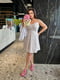 Костюм молочного кольору в квітковий принт: сукня та сорочка  | 6846464 | фото 6