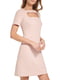 Розовое платье А-силуэта с фигурным вырезом | 6850992 | фото 3
