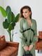 Зелена сукня А-силуету з ефектним декольте | 6850854 | фото 2