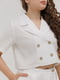 Льняний костюм молочного кольору: укорочений жакет з короткими рукавами, штани | 6852584 | фото 2