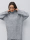 В'язаний сірий светр із фактурним візерунком | 6852863