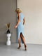 Силуетна сукня міді блакитного кольору з фігурним вирізом на талії | 6858639 | фото 4