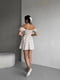 Сукня міні з мусліну молочного кольору в квітковий принт з імітацією чашки на підкладці | 6858657 | фото 3