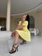 Жовта муслінова сукня міні в квітковий принт з імітацією чашки на підкладці | 6858664 | фото 2