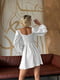 Сатинова сукня міні молочного кольору з об”ємними широкими рукавами та імітацією чашок | 6858675 | фото 3
