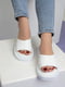 Білі шкіряні шльопанці з квадратними носками | 6859856