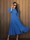 Блакитна сукня з декоративною спинкою | 6859891