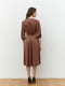 Напівприталена сукня-міді з вільною спідницею кольору мокко | 6862886 | фото 3
