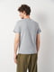 Сіра трикотажна футболка класичного крою з круглою горловиною та прямим низом | 6865320 | фото 3