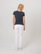 Білі джинси для вагітних з м'яким бандажем під живіт | 6866059 | фото 4